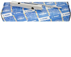 Juego de llaves de tubo en caja de cartón