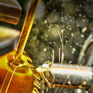 ACEITES, GRASAS, LUBRICANTES Y QUÍMICOS